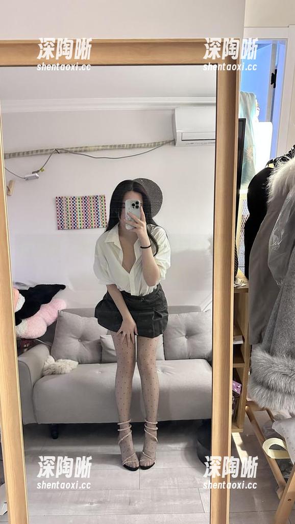 微密圈 - 玫桃泡芙:我的网袜养成记,来瞧瞧这套美图! 微密圈 - 玫桃泡芙:我的网袜养成记,来瞧瞧这套美图!