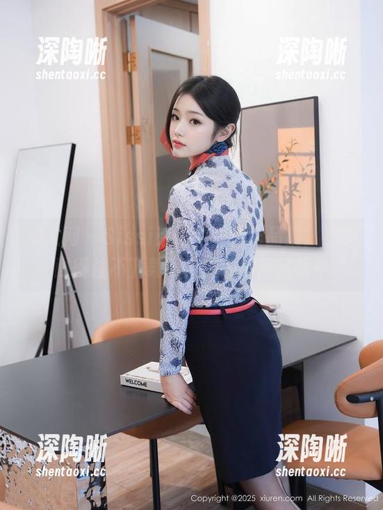 秀人网 - Sissi诗诗的白色作品集，你能耐得住不下载吗？内心小鹿乱撞中