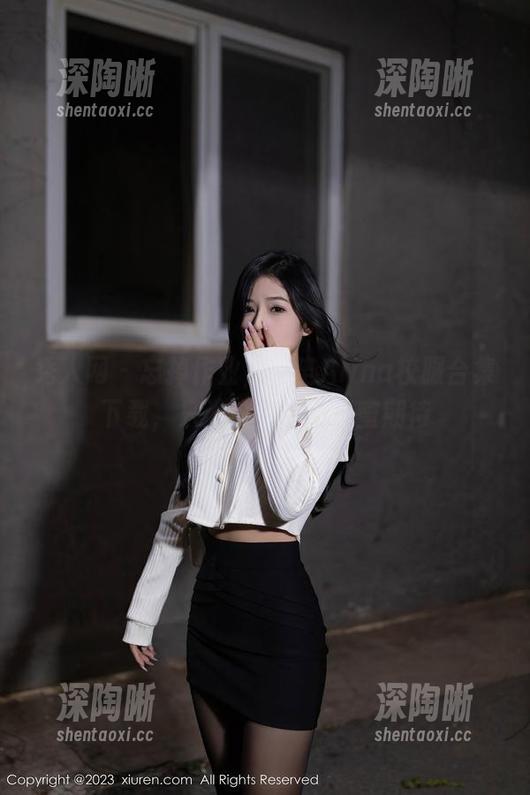 秀人网 - 忘掉作业，双笙Alina校服合集下载，只为这一瞬的甜蜜期待