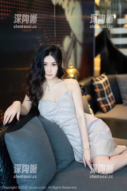 秀人网 - 如果我说林文文yooki的灰丝私拍合集让我想起了调味料,你信不信? 秀人网 - 如果我说林文文yooki的灰丝私拍合集让我想起了调味料,你信不信?