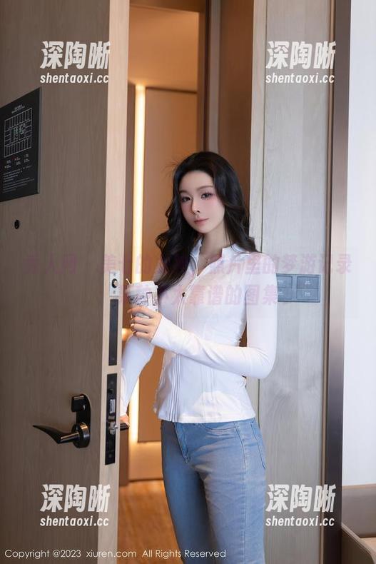 秀人网 - 美七的女神，照片里的梦游记录：某种不太靠谱的图集