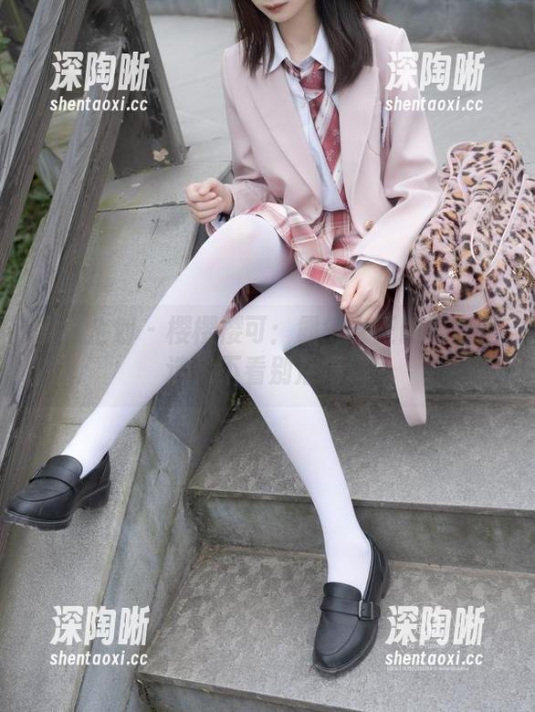 紧急企划 - 樱樱樱可:霸气女王的写真精选,不看别后悔哦 紧急企划 - 樱樱樱可:霸气女王的写真精选,不看别后悔哦