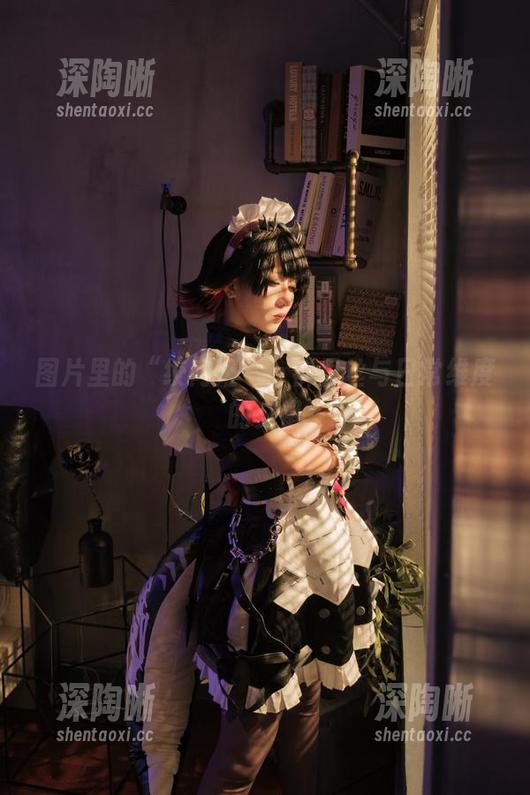 图片里的“绞肉姬”:裤里丝与日常维度的交错 图片里的“绞肉姬”:裤里丝与日常维度的交错