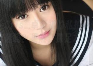 美媛馆 – Cris_卓娅祺的私拍：你以为她只会穿鞋吗？果然，裸足才是王道！