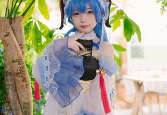 花铃Hana的甘雨女仆写真图册：从此我也想穿女仆装送外卖！