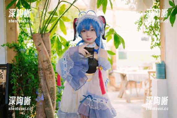 花铃Hana的甘雨女仆写真图册：从此我也想穿女仆装送外卖！