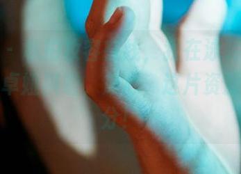 蜜桃社 – 私拍妆容在线，我在泳装里变身Cris_卓娅祺啦，放心，这片资源没有水分！