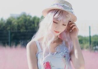 西瓜少女图集，裸足秀的确能让人在线掉线！