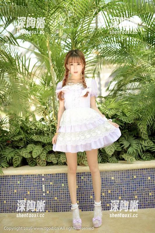 青豆客 - 校服写真：Lee小棠又来了，难道真有学生的青春在这里？