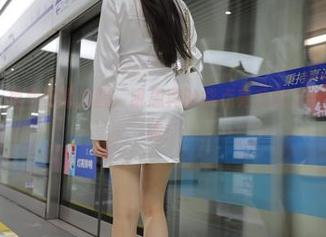 魔镜街拍 – 免费图集提醒：凯恩真的能点亮我的心，正视我的灵魂！